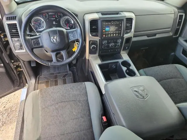 2015 RAM 1500 SLT  