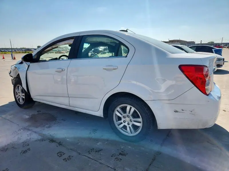 2016 CHEVROLET SONIC LT  