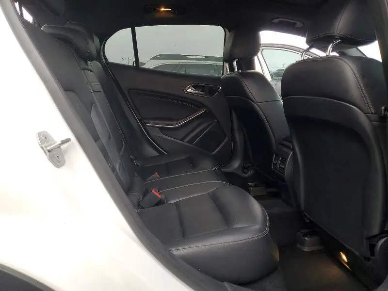 2018 MERCEDES-BENZ GLA 250  