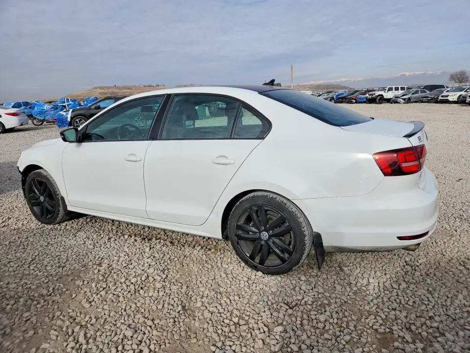 2018 VOLKSWAGEN JETTA SPORT  