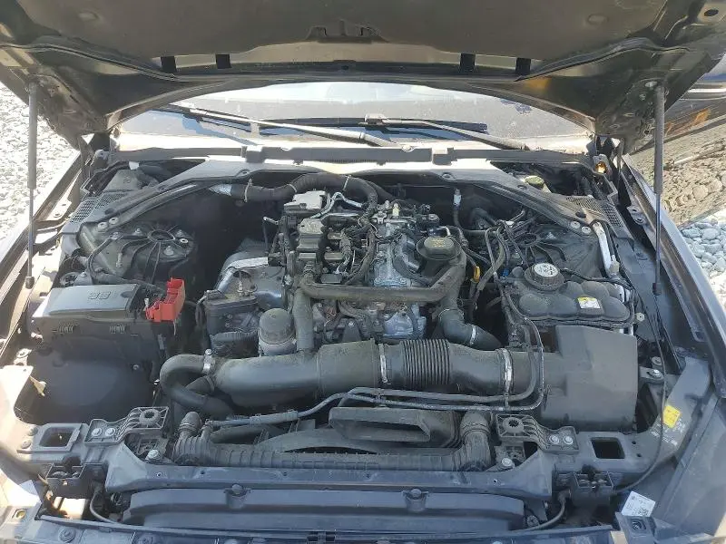 2019 JAGUAR XE   