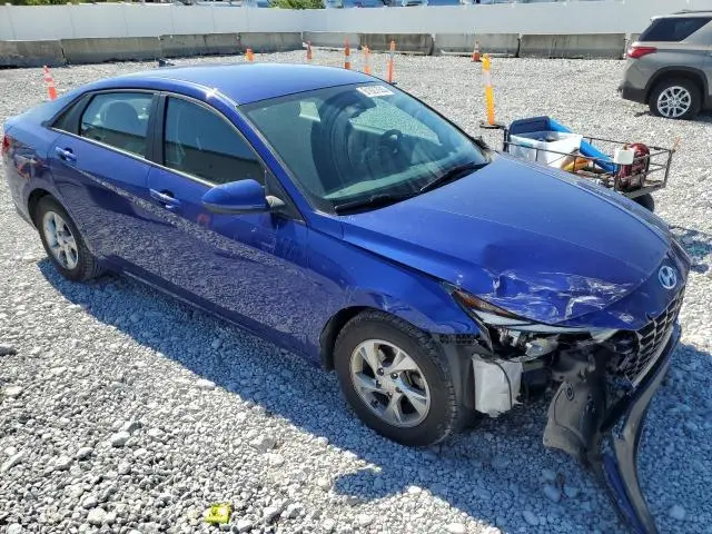 2022 HYUNDAI ELANTRA SE