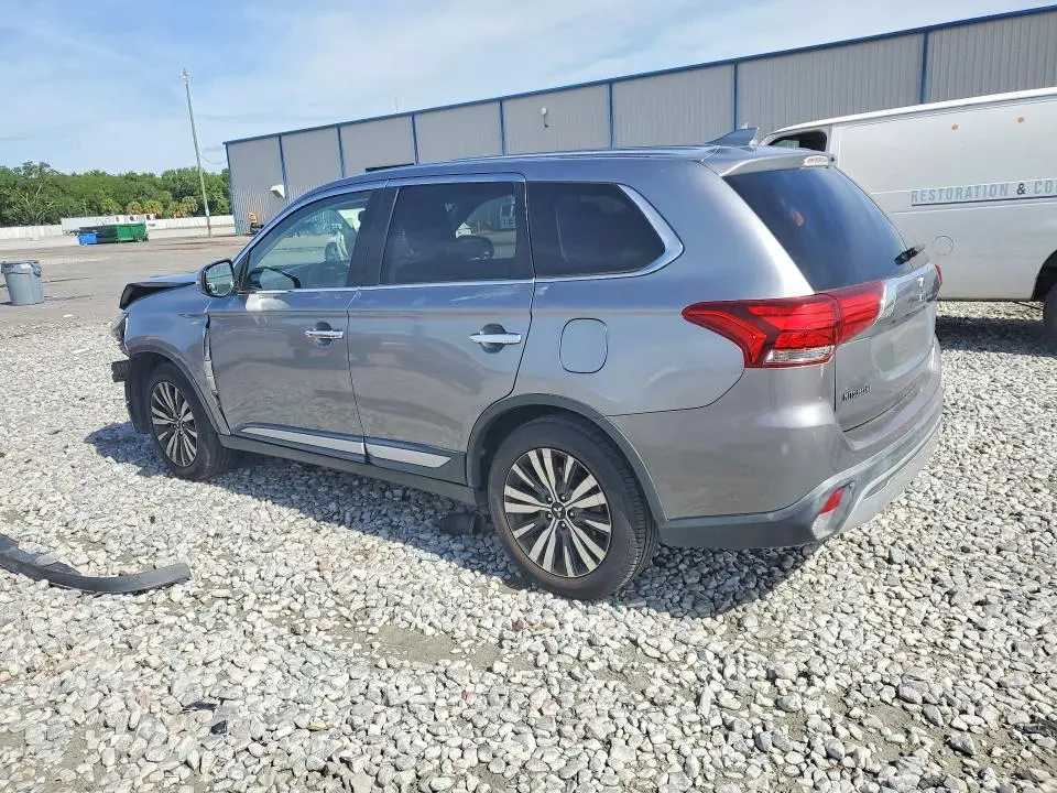 2019 MITSUBISHI OUTLANDER SE  