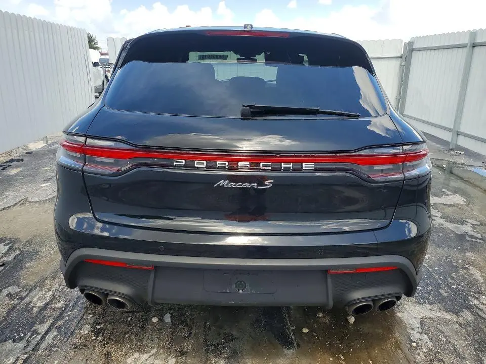 2025 PORSCHE MACAN S  