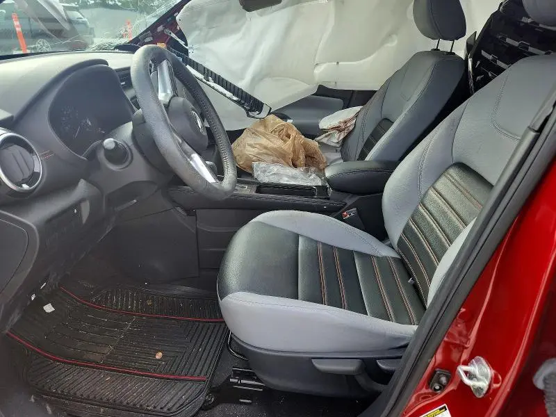 2021 NISSAN KICKS SR  