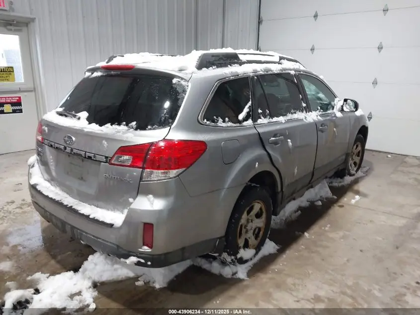 2010 SUBARU OUTBACK 2.5I LIMITED