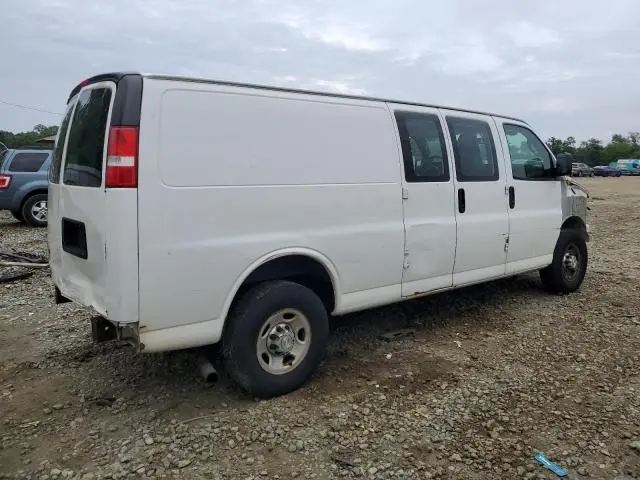 2017 CHEVROLET EXPRESS G2500   
