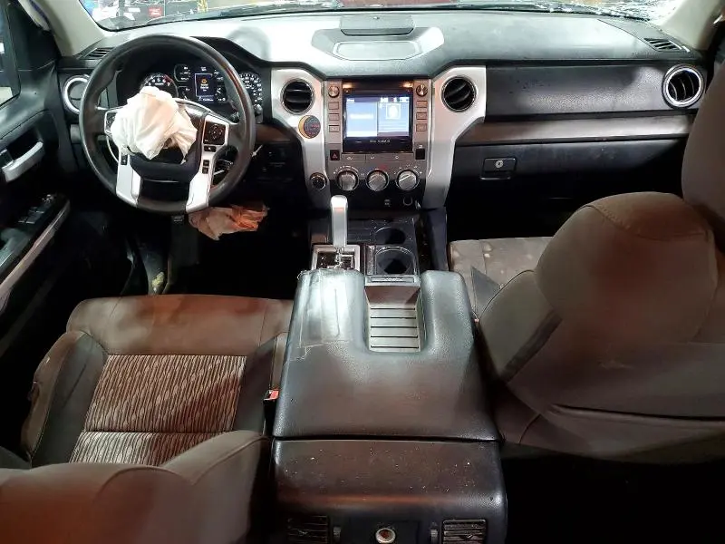 2019 TOYOTA TUNDRA SR5  