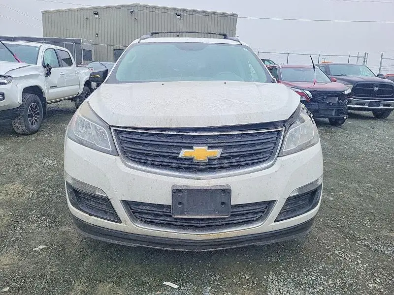 2017 CHEVROLET TRAVERSE LS  