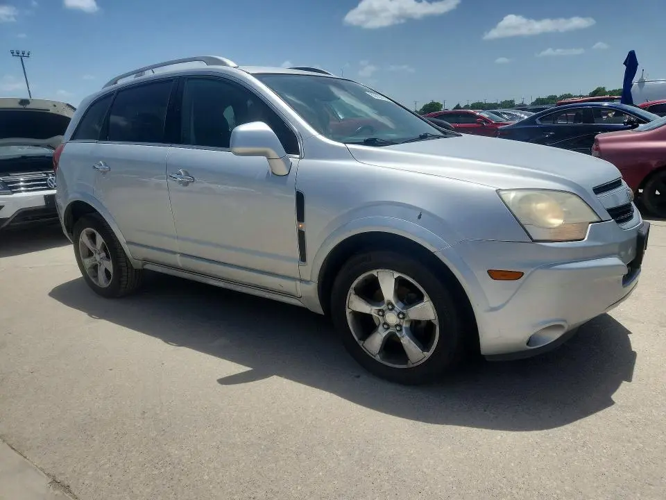 2014 CHEVROLET CAPTIVA LT  