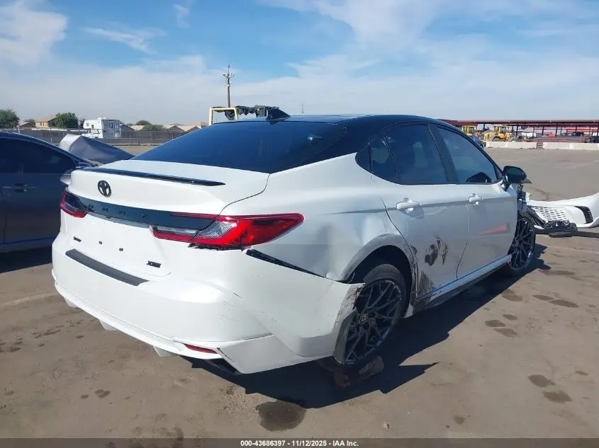 2025 TOYOTA CAMRY XSE