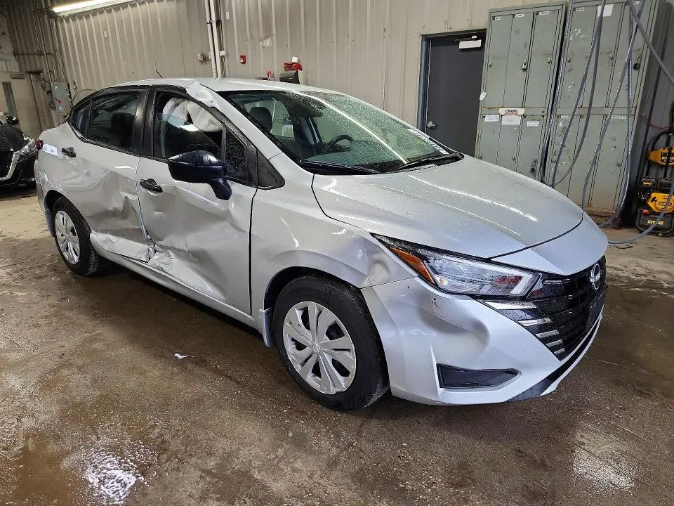 2025 NISSAN VERSA S  