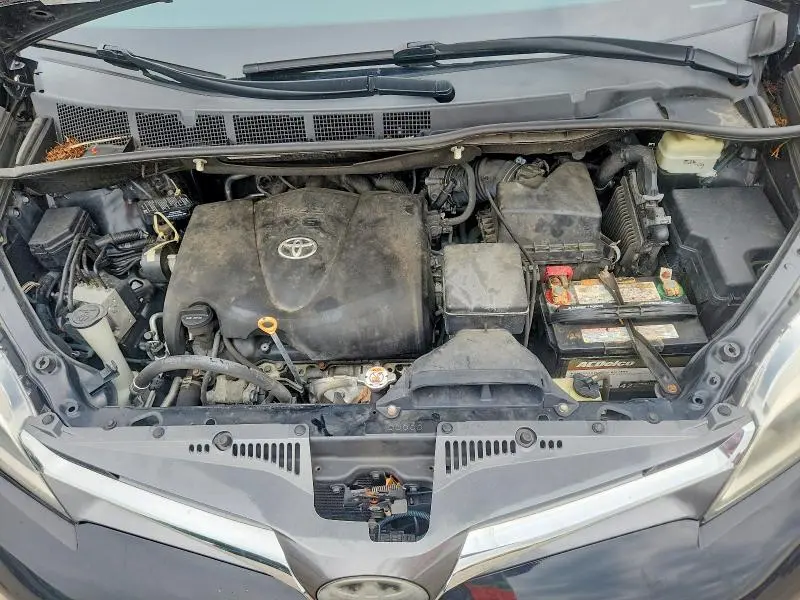 2019 TOYOTA SIENNA LIMITED PREMIUM 7-PASSENGER  