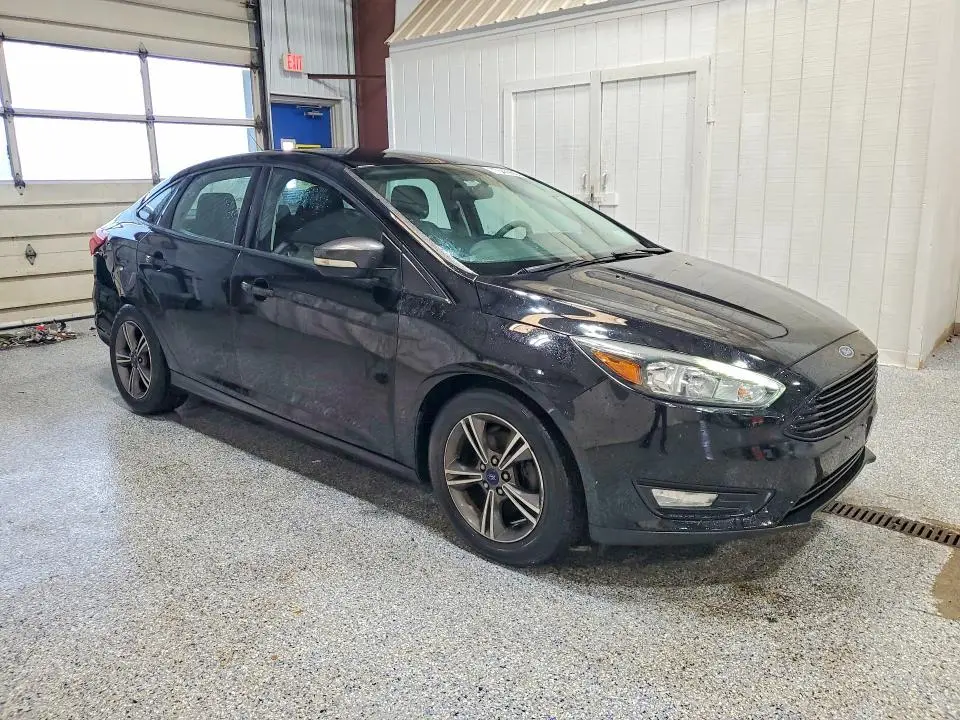 2017 FORD FOCUS SE  