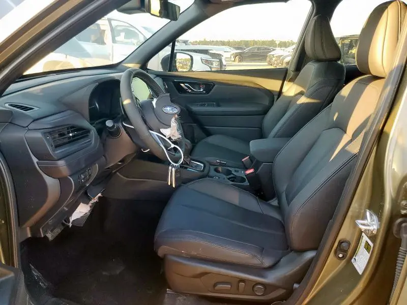 2025 SUBARU FORESTER LIMITED  