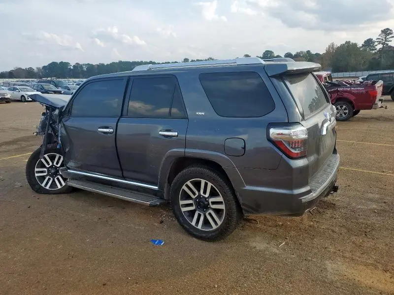 2011 TOYOTA 4RUNNER SR5  