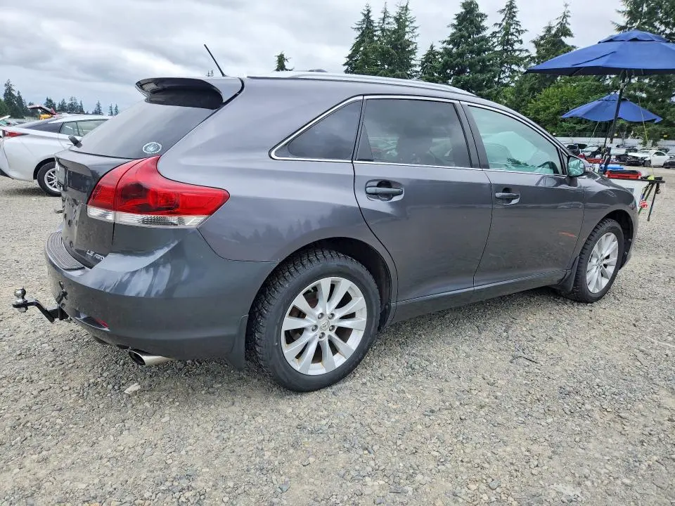 2013 TOYOTA VENZA LE  