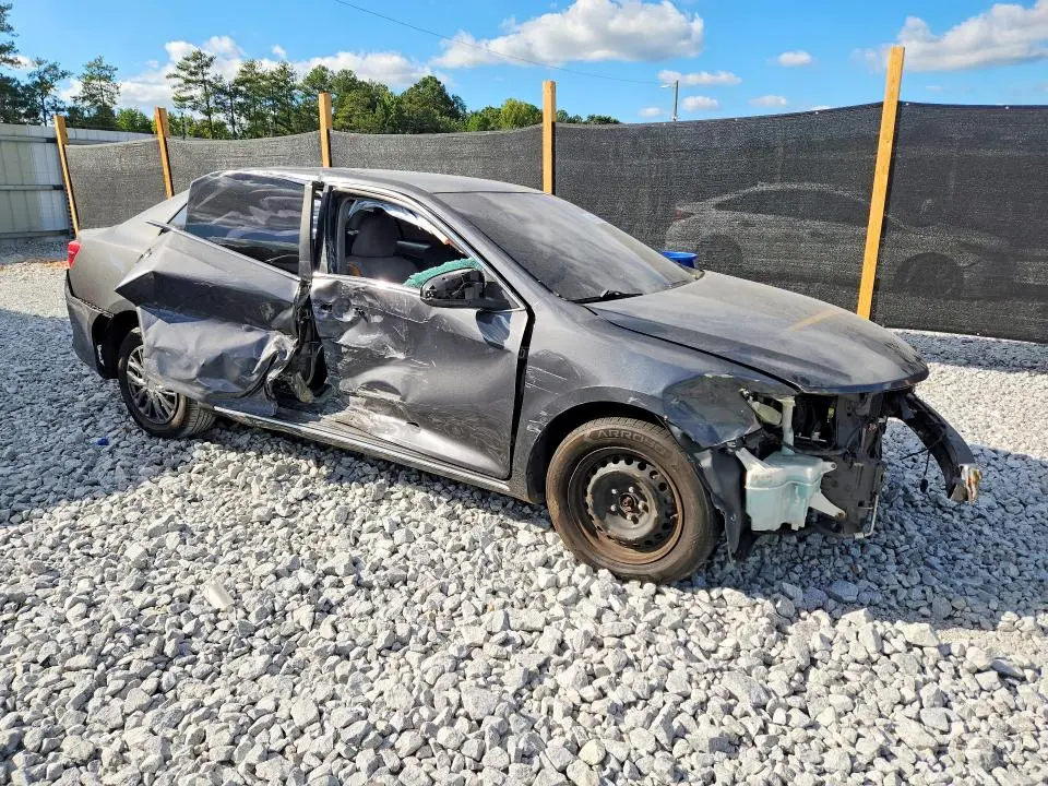 2012 TOYOTA CAMRY LE  