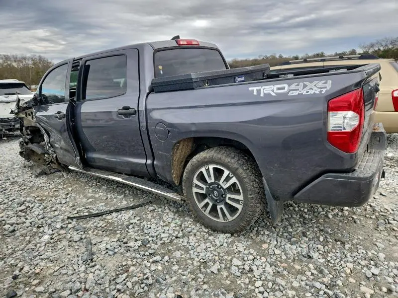 2021 TOYOTA TUNDRA CREWMAX SR5  
