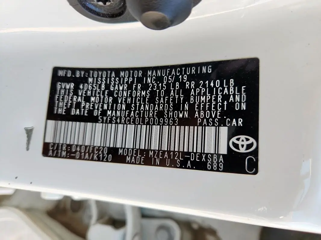 2020 TOYOTA COROLLA SE  