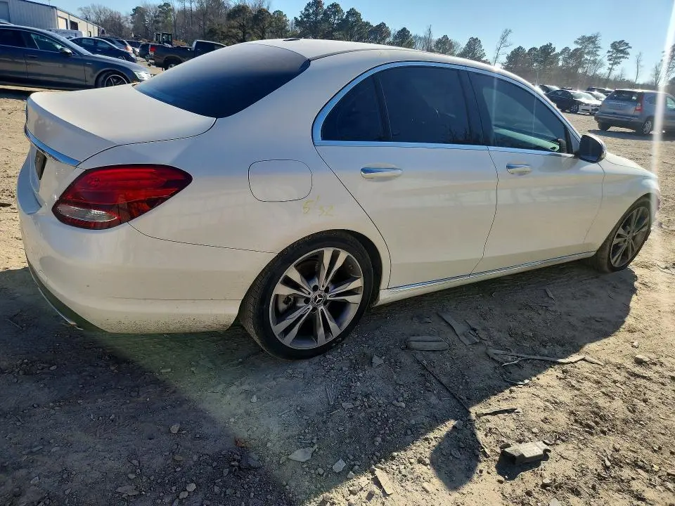 2018 MERCEDES-BENZ C 300  
