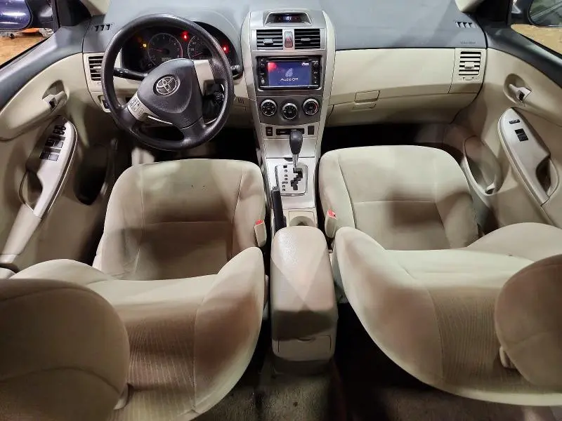 2013 TOYOTA COROLLA LE  