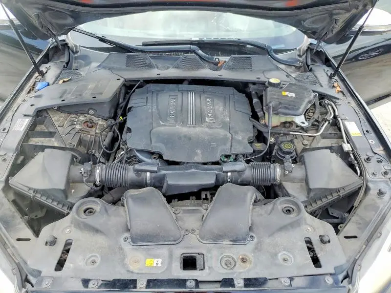 2012 JAGUAR XJL   