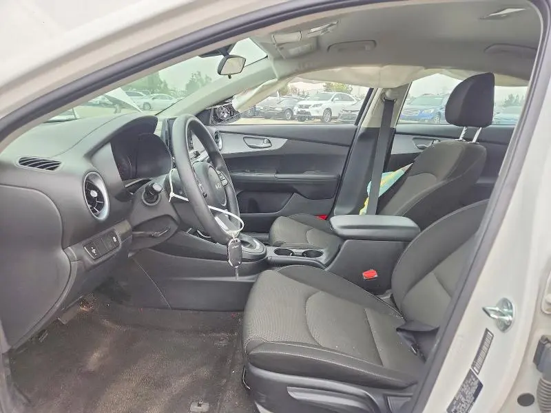 2024 KIA FORTE LX  