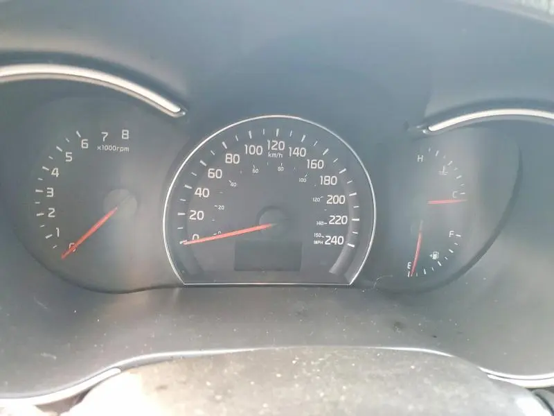 2014 KIA SORENTO LX  