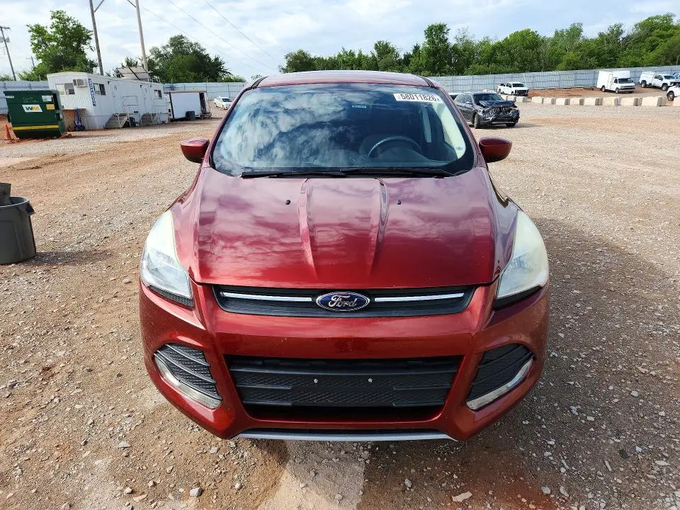 2016 FORD ESCAPE SE  