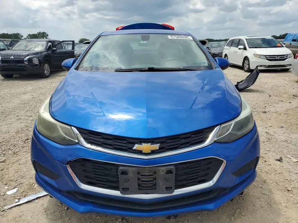 2017 CHEVROLET CRUZE LT  