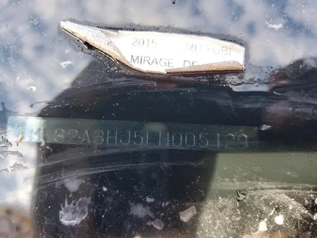 2015 MITSUBISHI MIRAGE DE  