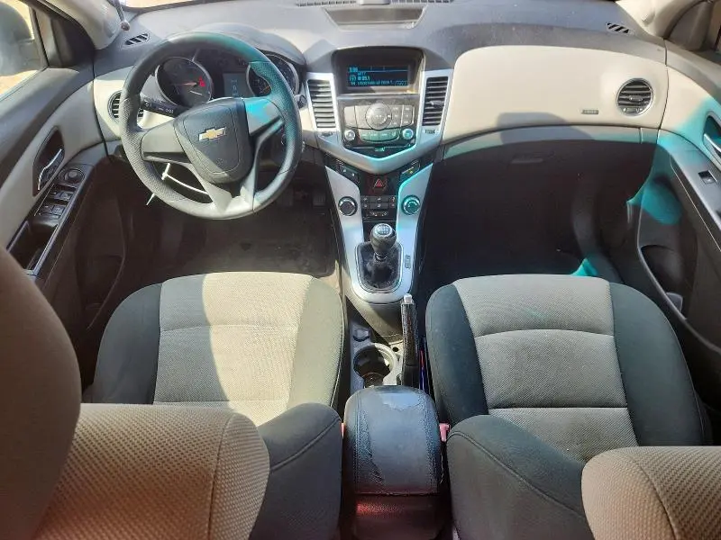 2012 CHEVROLET CRUZE LS  