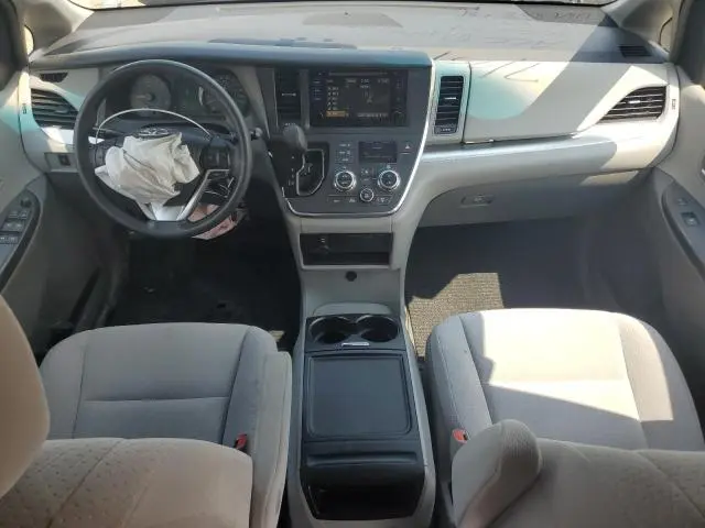 2015 TOYOTA SIENNA LE  