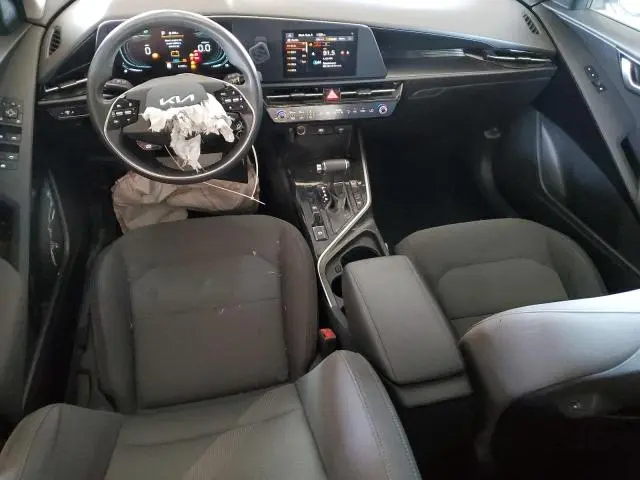 2023 KIA NIRO LX  
