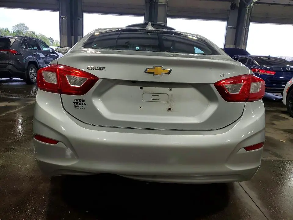 2017 CHEVROLET CRUZE LT  