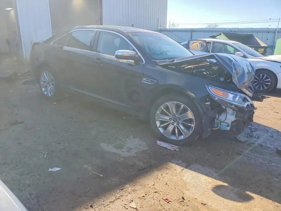 2012 FORD TAURUS LIMITED  