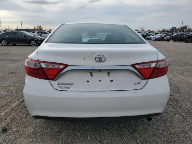 2016 TOYOTA CAMRY LE  