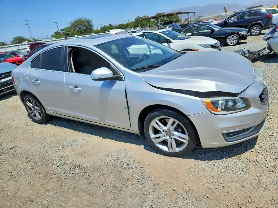 2014 VOLVO S60 T5  