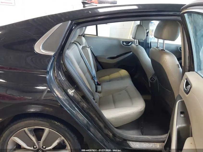2017 HYUNDAI IONIQ HYBRID LIMITED