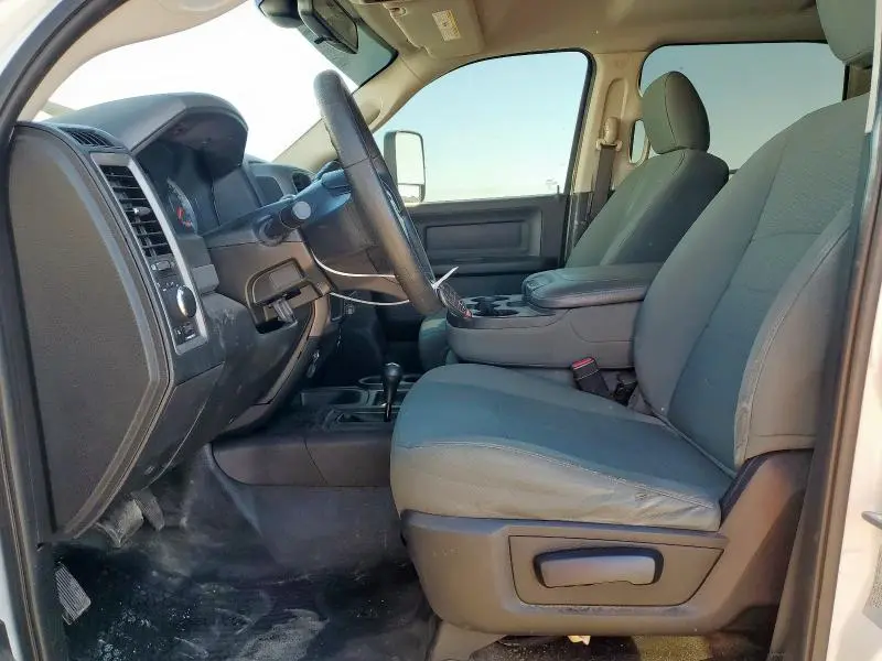 2016 RAM 2500 ST  