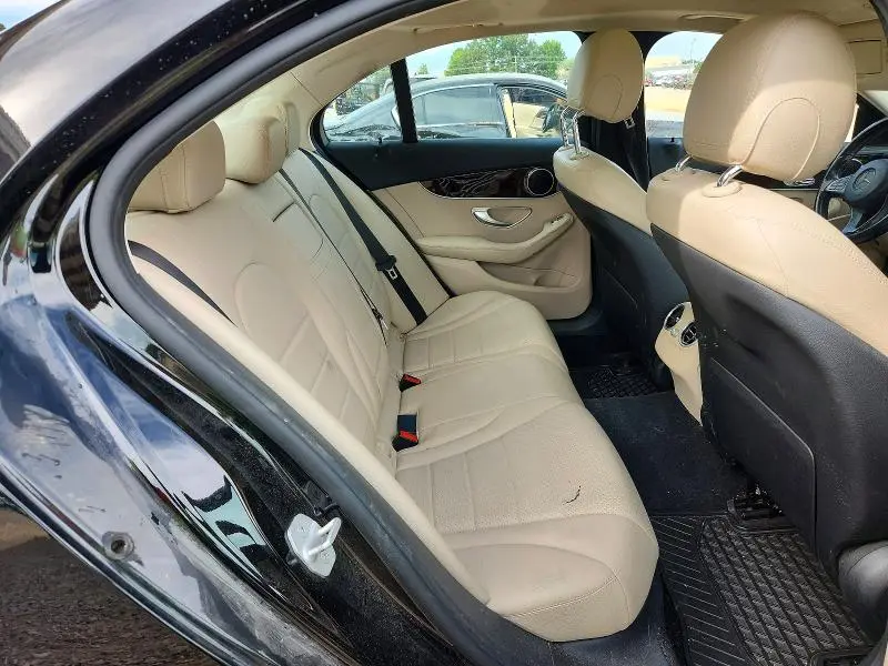 2016 MERCEDES-BENZ C 300  