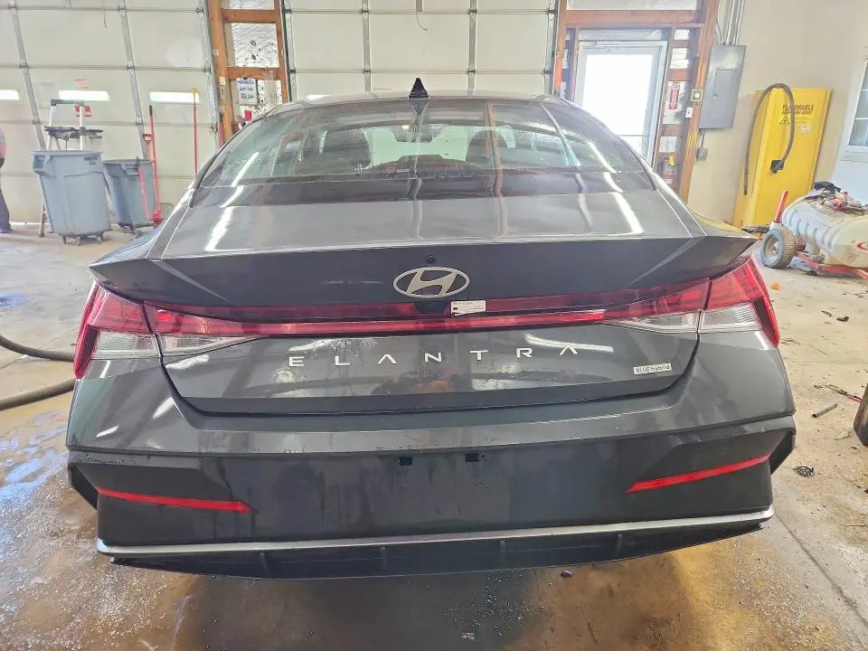 2024 HYUNDAI ELANTRA BLUE  