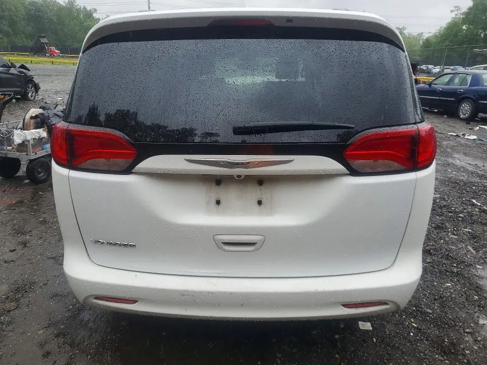 2020 CHRYSLER VOYAGER LXI  