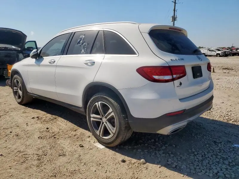 2017 MERCEDES-BENZ GLC 300