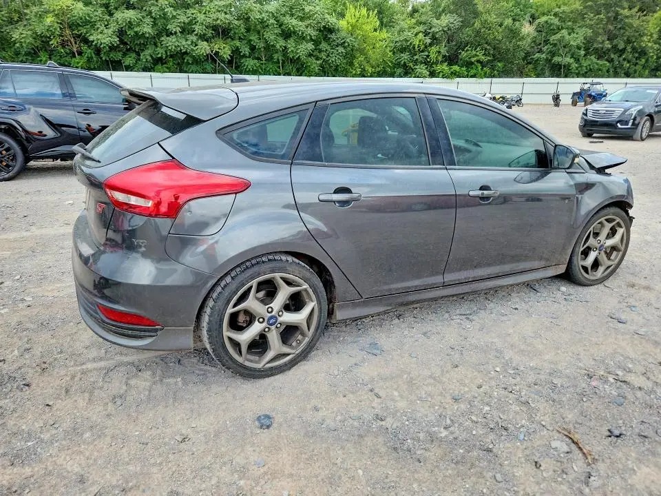 2017 FORD FOCUS ST  