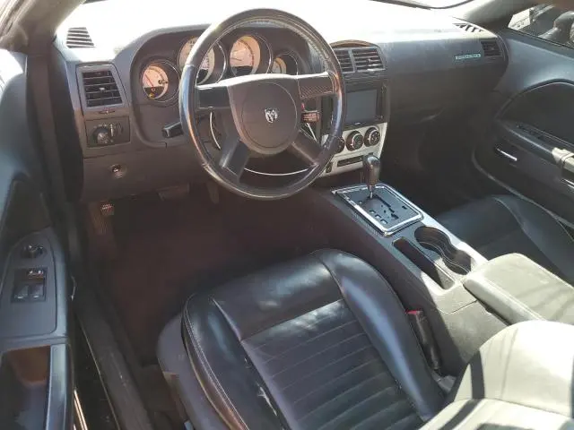 2010 DODGE CHALLENGER SE  