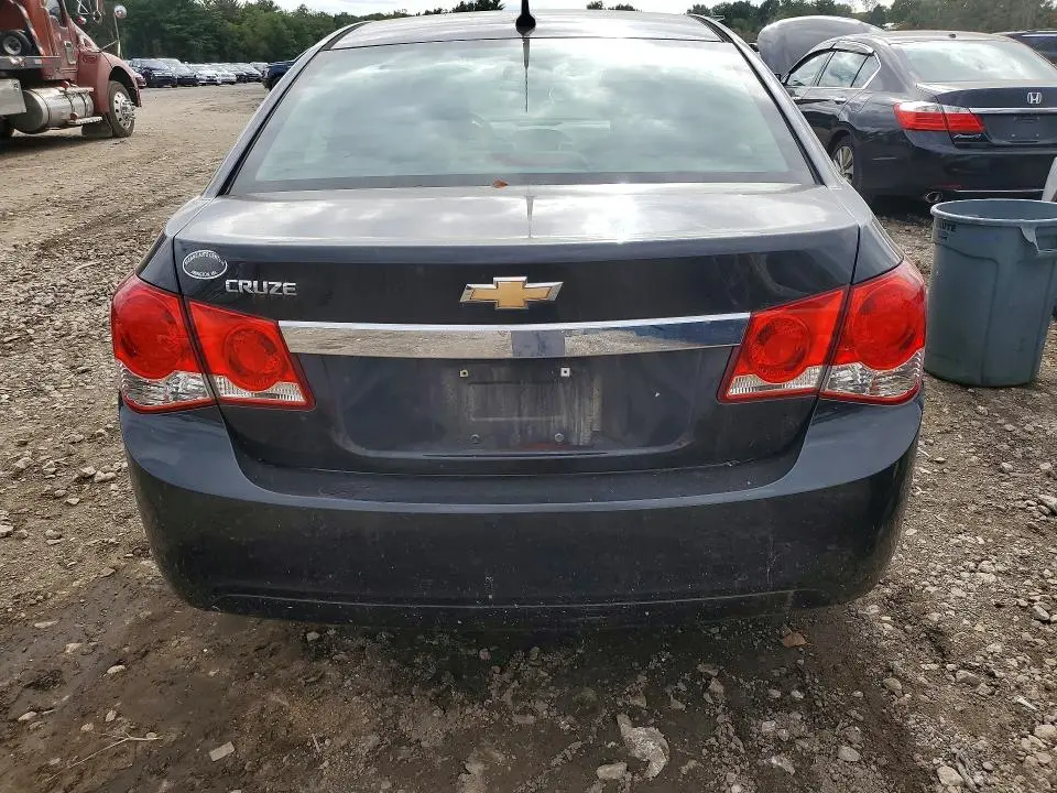 2013 CHEVROLET CRUZE LS  