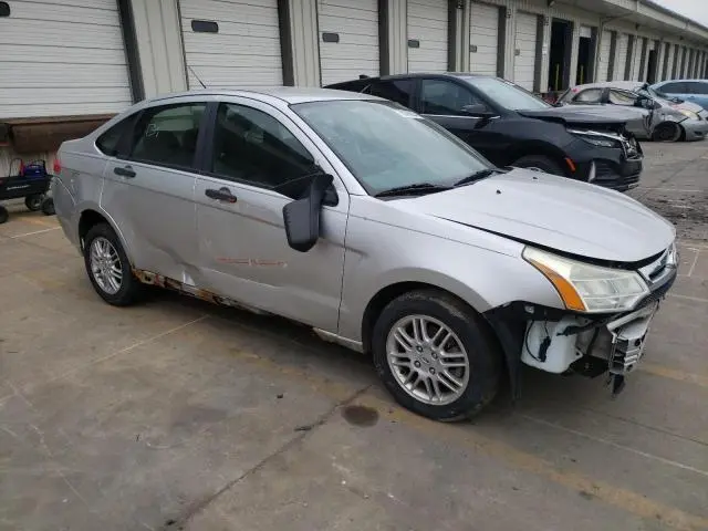 2010 FORD FOCUS SE  