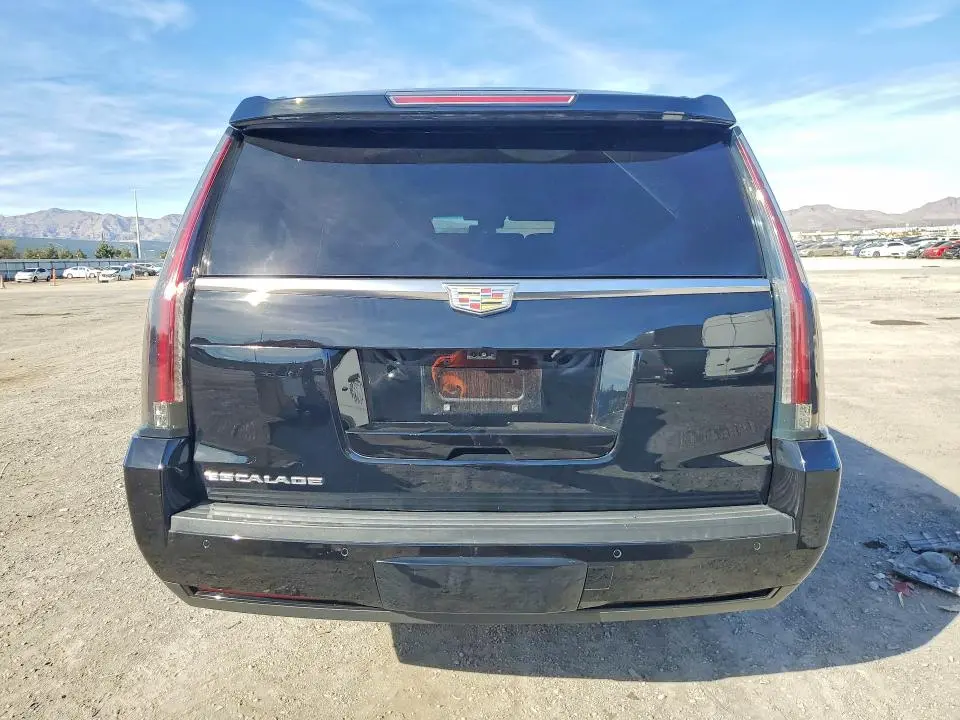 2019 CADILLAC ESCALADE ESV LUXURY  